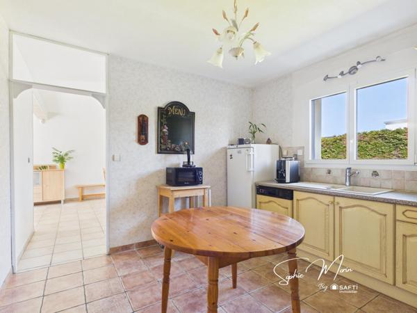 MAISON AVEC VIE DE PLAIN-PIED