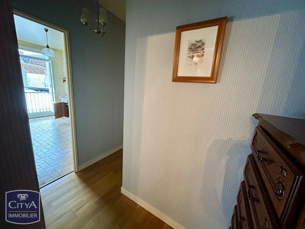 Appartement à vendre 2 pièces 59.9m² Le Blanc (36300)