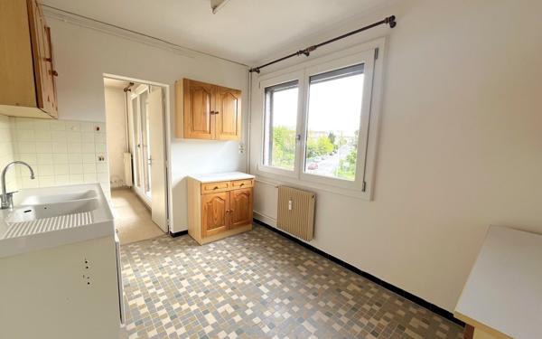 Appartement à louer    3 pièces •  Manosque