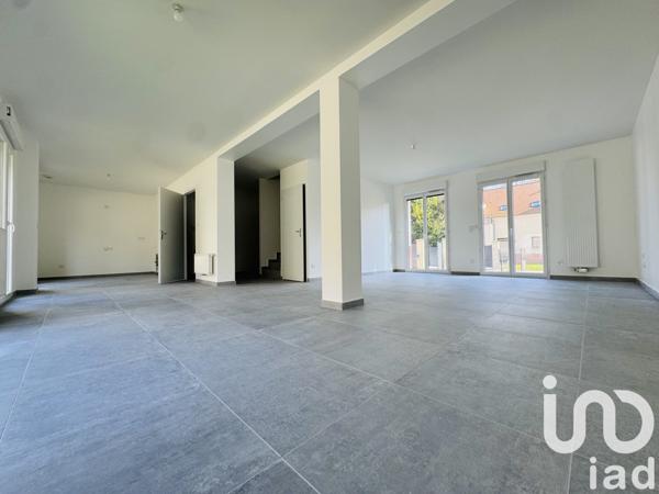 Maison 5 pièces de 125 m² à Mantes-la-Ville (78711)