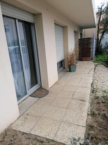 / Location studio 1 Pièce 31 m²