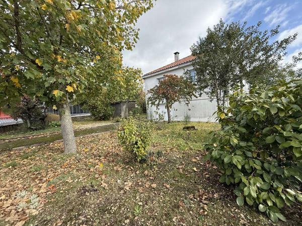 MONTAIGU-VENDEE / Vente Maison 4 Pièces 82 m²