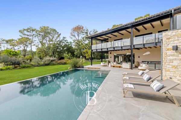 Mougins, Villa 5 Chambres -  465 m² à vendre