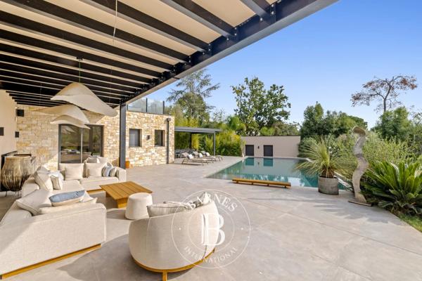 Mougins, Villa 5 Chambres -  465 m² à vendre