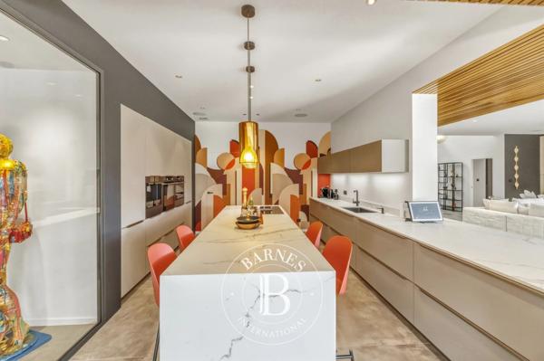 Mougins, Villa 5 Chambres -  465 m² à vendre
