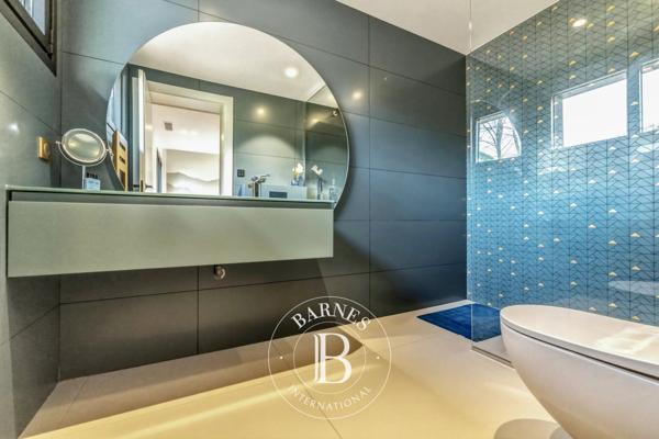 Mougins, Villa 5 Chambres -  465 m² à vendre