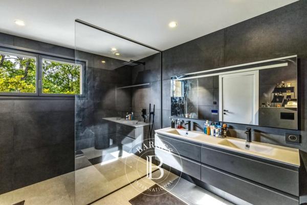 Mougins, Villa 5 Chambres -  465 m² à vendre