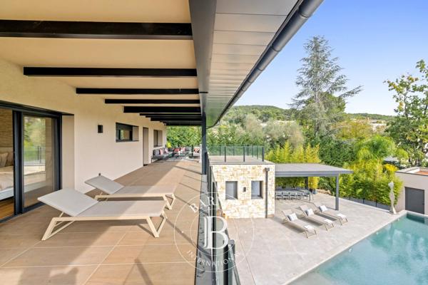 Mougins, Villa 5 Chambres -  465 m² à vendre