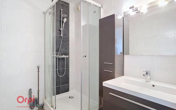 Appartement à vendre    3 pièces • 66 m2 Nantes