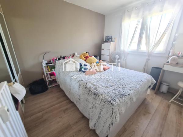 HYERES - Appartement T4 lumineux avec terrasse et vue dégagée