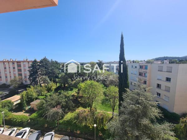 HYERES - Appartement T4 lumineux avec terrasse et vue dégagée