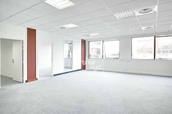 Immeuble de bureaux sécurisé