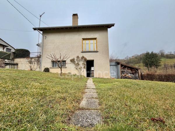 MAISON DE 75 M2 À RÉNOVER, TERRAIN CLOS DE 422 M2, 2 CHAMBRES, TOITURE DE 2024, GARAGE, TOUT-À-L'ÉGOUT