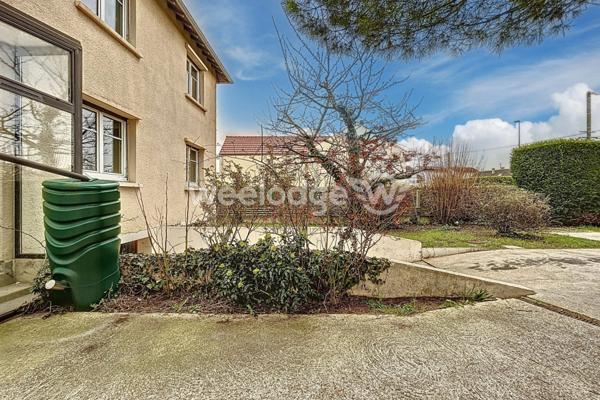 Maison à vendre 7 pièces de 153 m² à Éragny