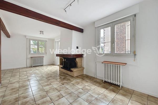 Maison à vendre 7 pièces de 153 m² à Éragny
