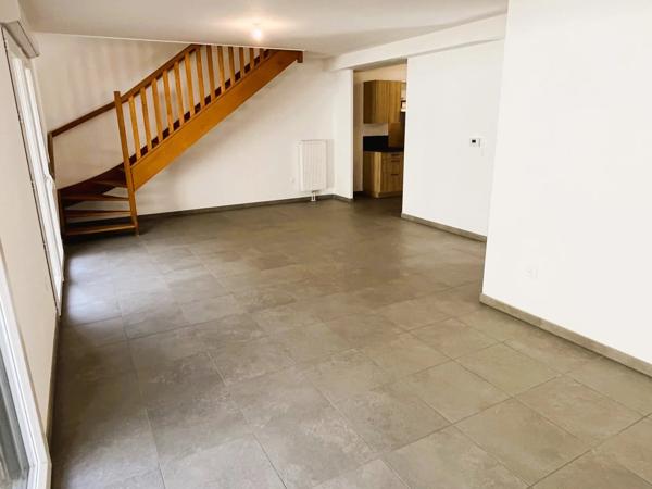 Location Maison 4 pièces 86 m2 à Saint-Saulve
