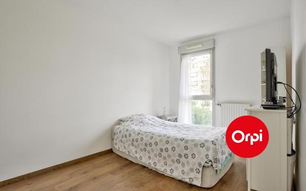Appartement à vendre    2 pièces • 42,29 m2 Saint-Priest