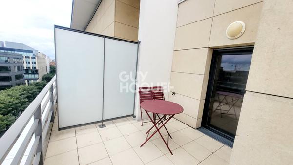 BOIS COLOMBES/ BECON les BRUYERES . 2 P. 41.47 m2  TERRASSE ET PK