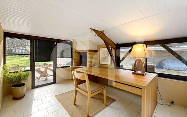 Maison à vendre    5 pièces •  Cours-de-Pile