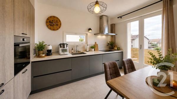 Appartement à vendre  4 pièces - 77,24 m 2   PONTARLIER  - 25