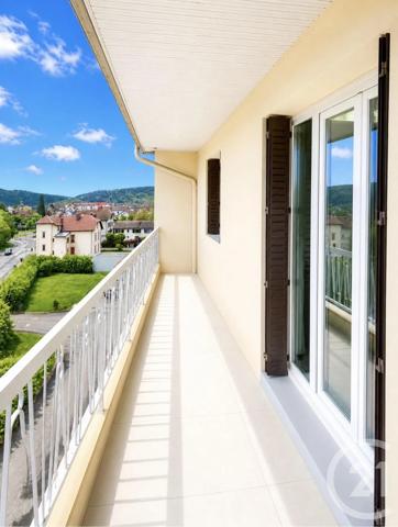 Appartement à vendre  4 pièces - 77,24 m 2   PONTARLIER  - 25