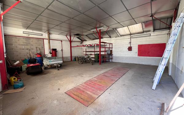 Maison à vendre    6 pièces • 182 m2 Saint-Denis-en-Val