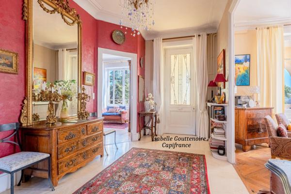 Maison Art Déco au coeur de Dardilly