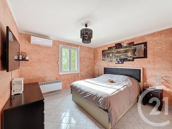 Maison à vendre  6 pièces - 165 m2 CHATEAURENARD - 13