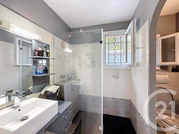 Maison à vendre  6 pièces - 165 m2 CHATEAURENARD - 13