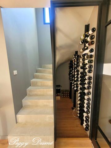 Maison à vendre 6 pièces L'HOUMEAU (17) - 173 m2 - Parcelle de 1100 m2 - 4 chambres, 1 bureau - Piscine chauffée - Double garage