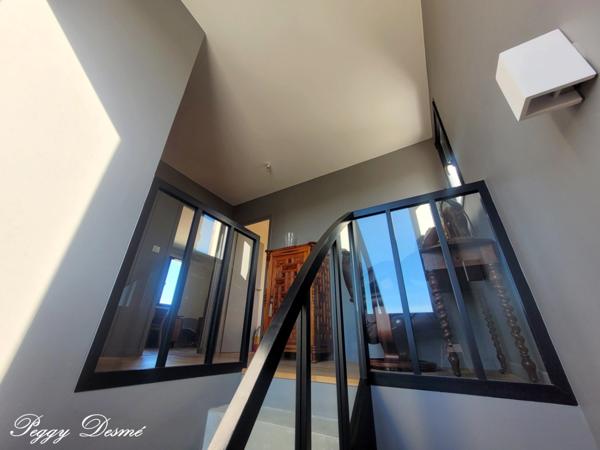 Maison à vendre 6 pièces L'HOUMEAU (17) - 173 m2 - Parcelle de 1100 m2 - 4 chambres, 1 bureau - Piscine chauffée - Double garage