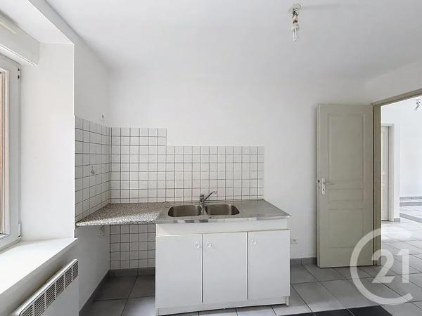 Appartement F2 à vendre  2 pièces - 47,52 m 2   BELFORT  - 90