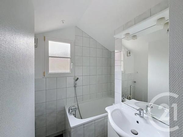 Appartement F2 à vendre  2 pièces - 47,52 m 2   BELFORT  - 90