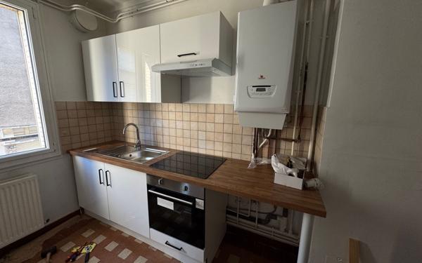 Appartement à louer    2 pièces •  Tours