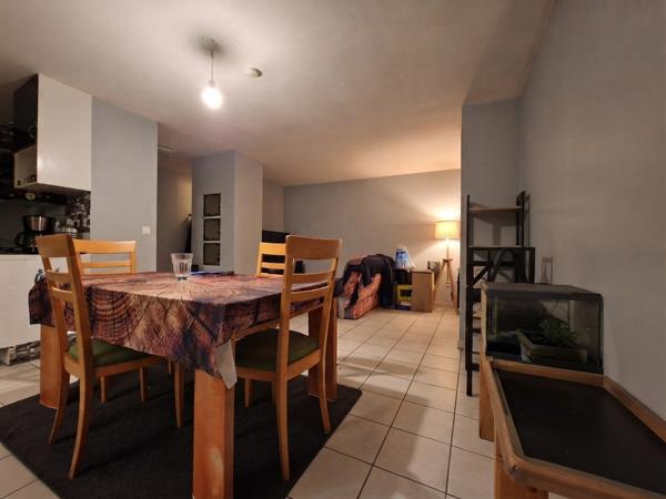 Grand studio à louer 405 € par mois à Aire-Sur-La-Lys