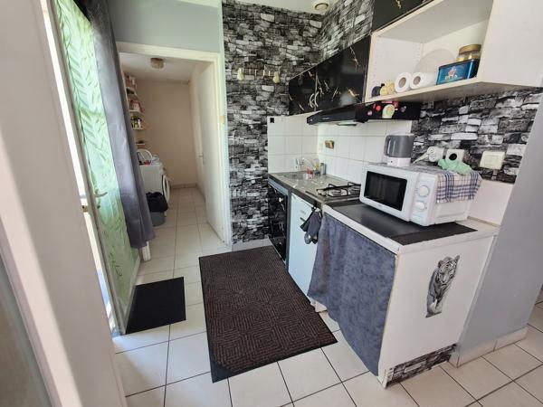 Grand studio à louer 405 € par mois à Aire-Sur-La-Lys