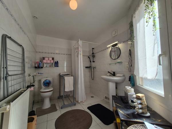 Grand studio à louer 405 € par mois à Aire-Sur-La-Lys