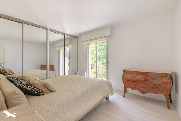 Maison à vendre 509 250 € Saint-Médard-en-Jalles 5 p 156 m² DPE C