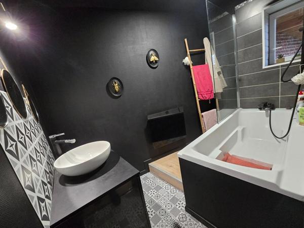 Wattrelos, maison esprit LOFT 2 chambres extérieur