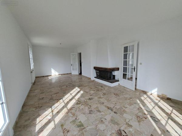Pavillon à vendre à Bayeux dans le Calvados (14400), ref : N3622