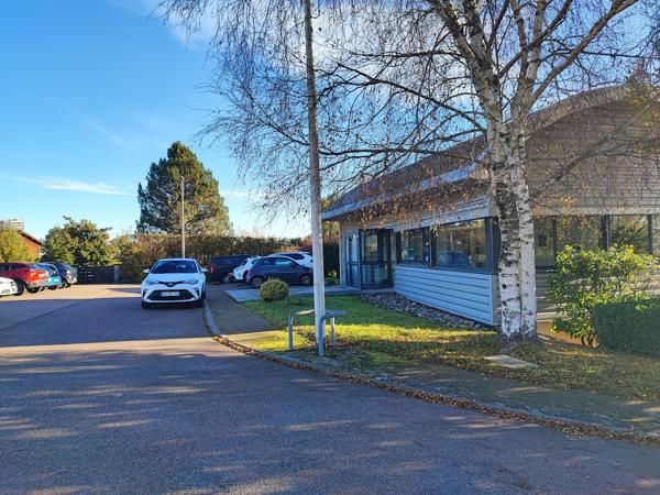 Bureaux occupés Isle 450 m²