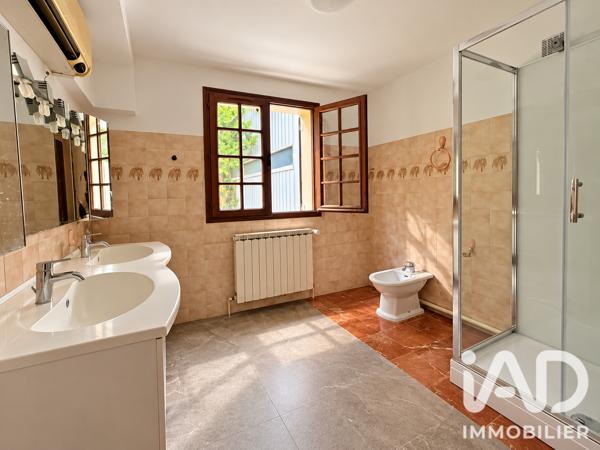 Maison à vendre 6 pièces 136,09 m² Aubervilliers