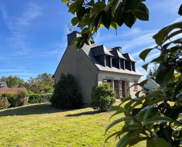 Maison à PLEUMEUR-BODOU, 22560 - 7 pièces 104m²