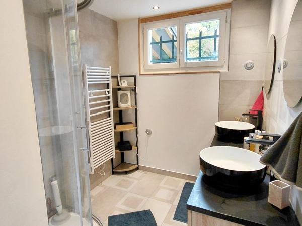 Maison à vendre 7 pièces BRIENON SUR ARMANCON (89)