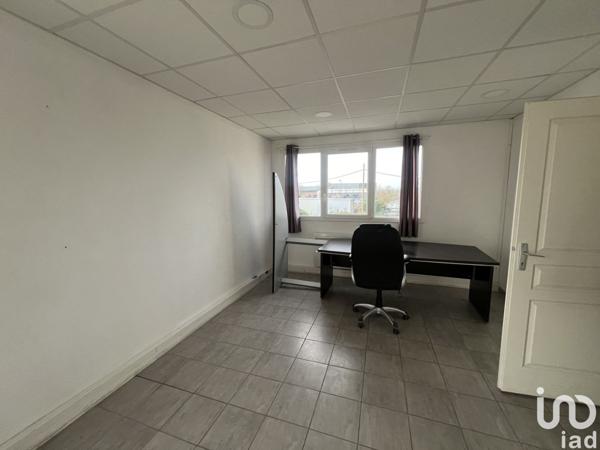 Hangar à vendre 7 500 m² Moissy-Cramayel