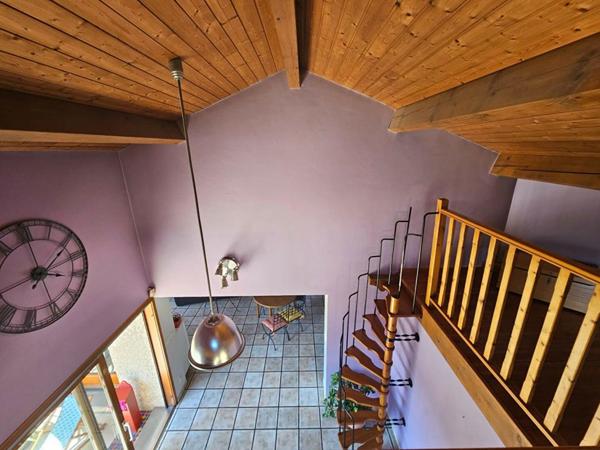 Monistrol-sur-Loire 43120 Maison d'architecte 141m² habitables 4 chambres sur parc arboré de 2030m²