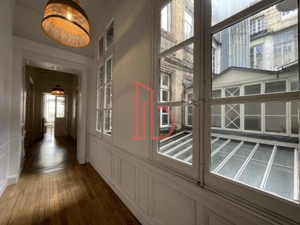 Bureau de 152 m² à louer à Bordeaux Triangle D'or