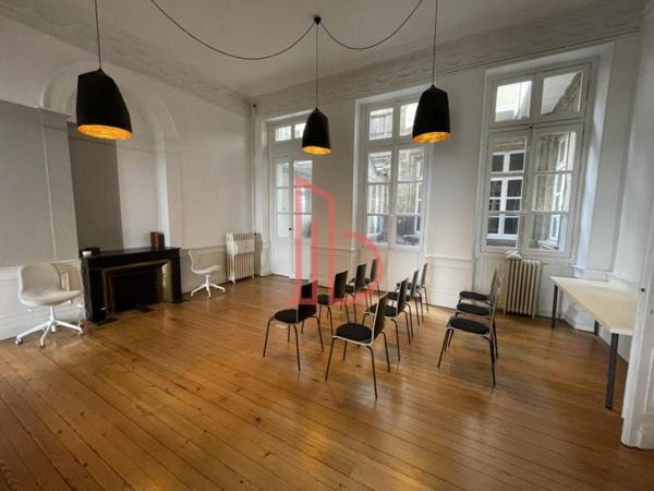 Bureau de 152 m² à louer à Bordeaux Triangle D'or