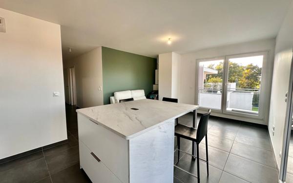 Appartement à vendre    2 pièces • 49 m2 Seynod