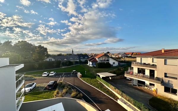 Appartement à vendre    2 pièces • 49 m2 Seynod